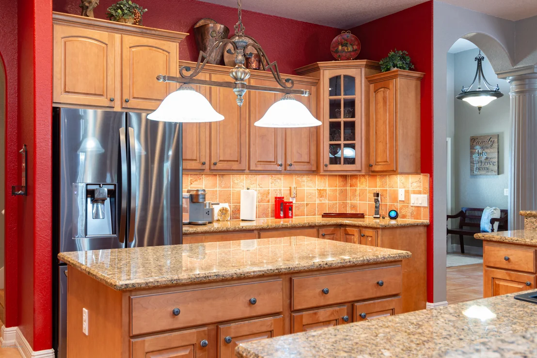 Photo of 6940 Hacienda Drive