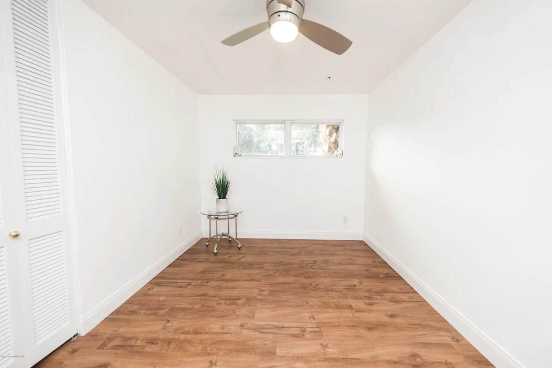 Photo of 975 Golf Street