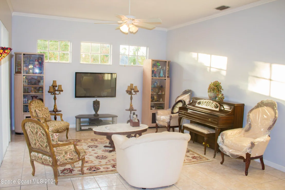 Photo of 5700 Newbury Circle