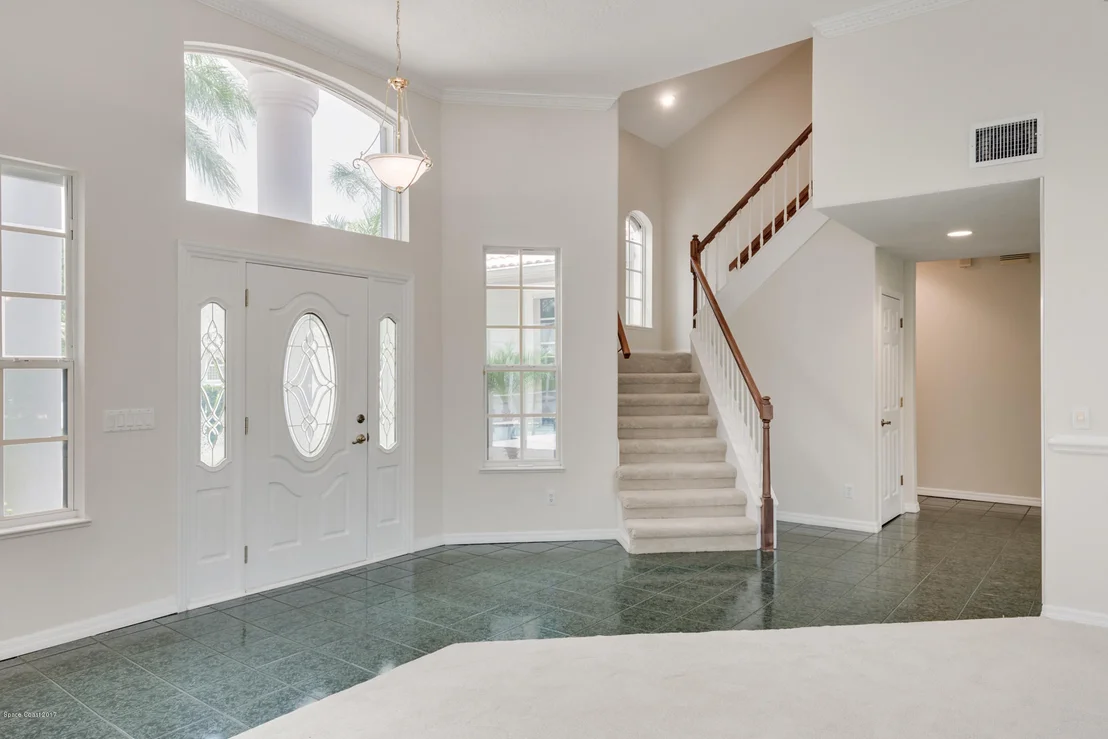 Photo of 689 Nicklaus Drive
