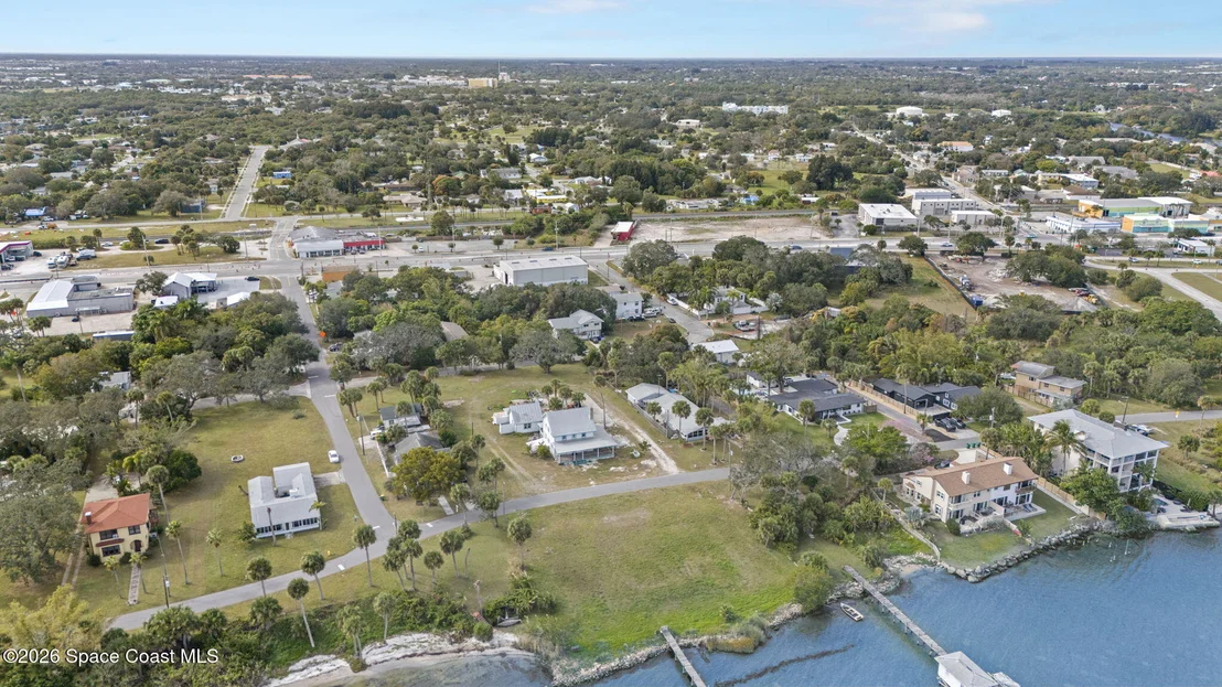 Photo of 2612 Riverview Drive