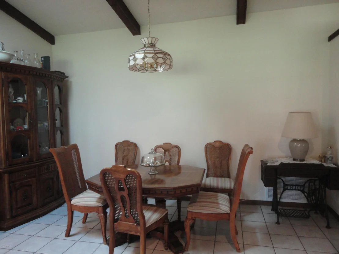Photo of 4660 Rector Road