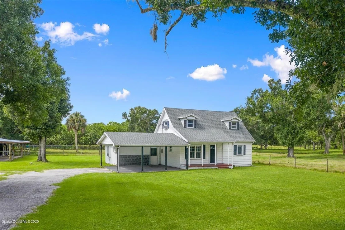 Photo of 1285 Hall Road