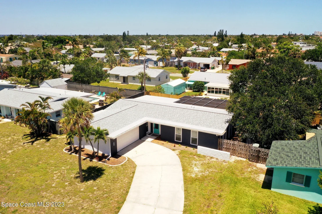 Photo of 440 Coconut Drive