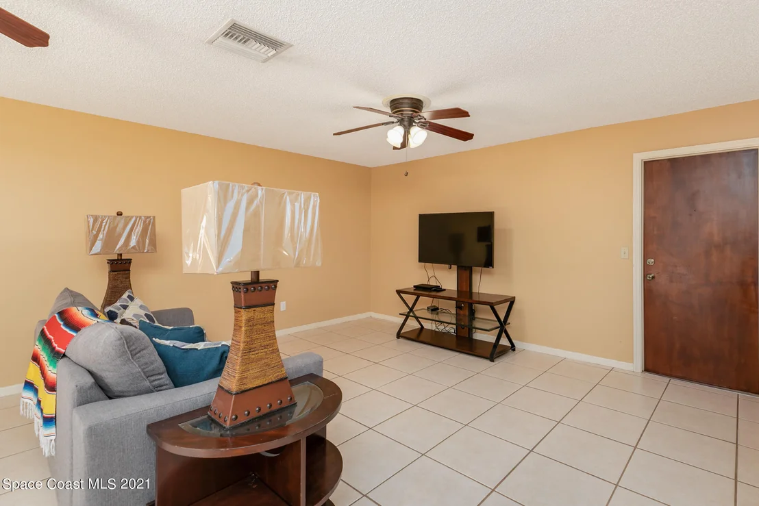 Photo of 1980 Michels Drive NE