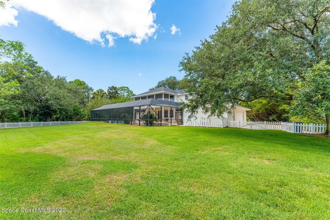 Photo of 4161 Mockingbird Drive