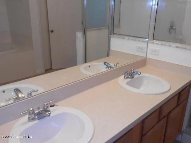 Photo of 515 Dryden Circle