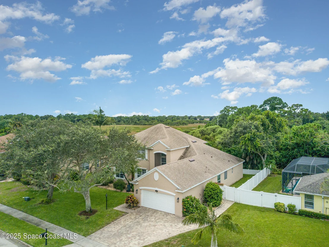 Photo of 330 Chennault Lane