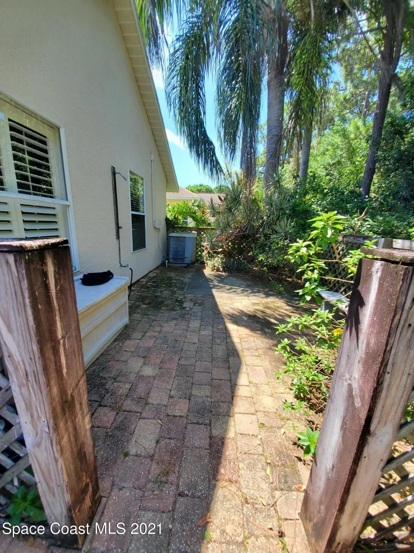 Photo of 1476 California Drive