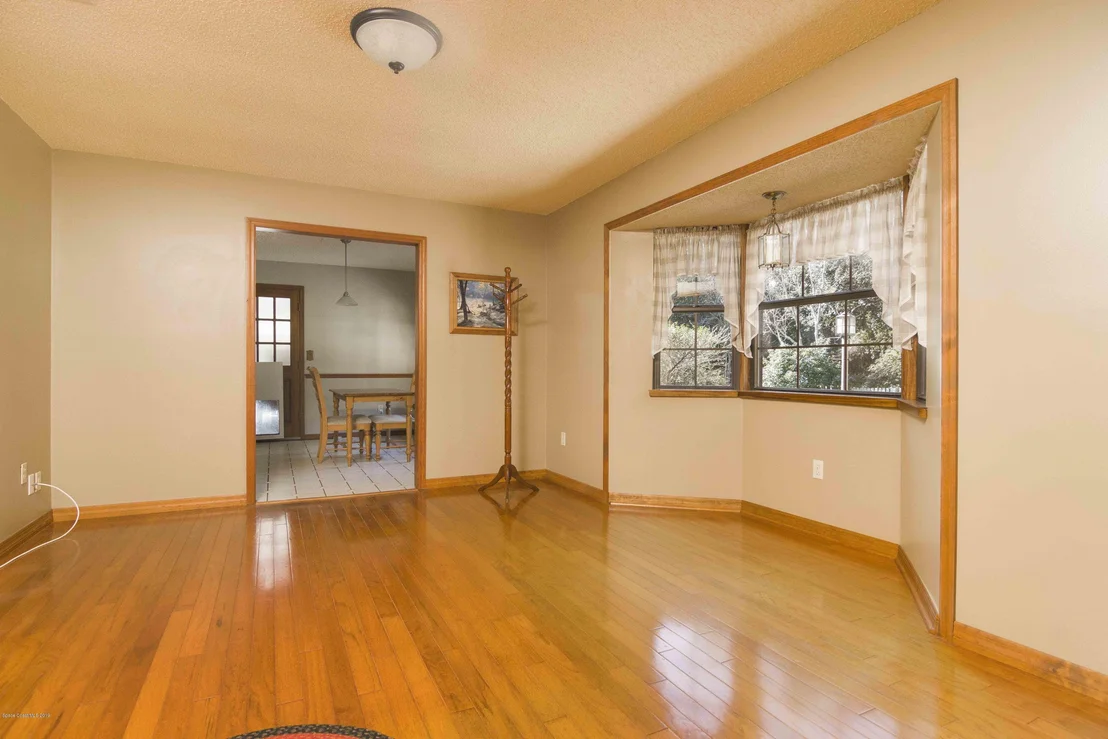 Photo of 5337 Allen Street