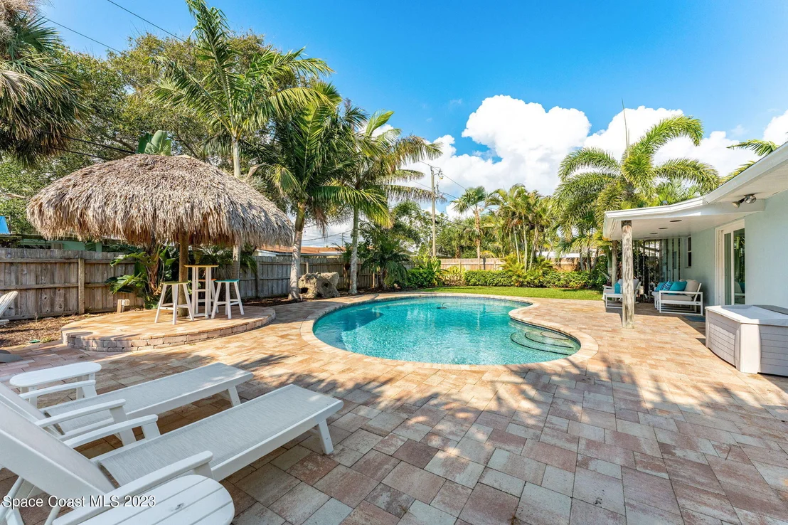 Photo of 425 Cinnamon Drive