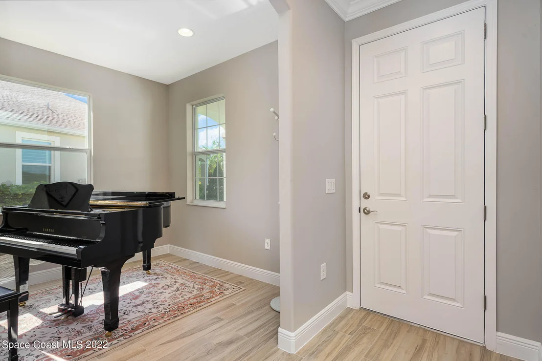 Photo of 7635 Wyndham Drive