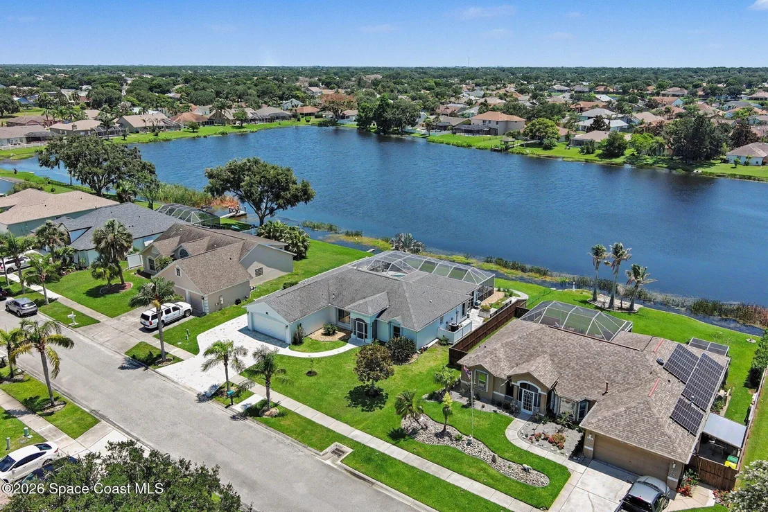 Photo of 1102 Egret Lake Way