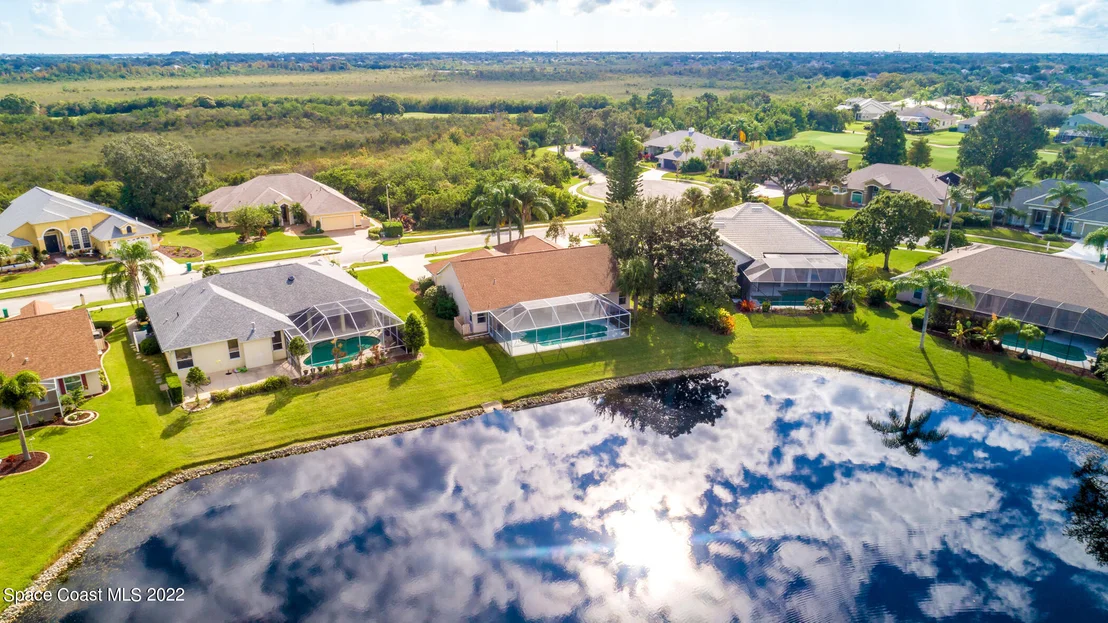 Photo of 959 Wildwood Drive