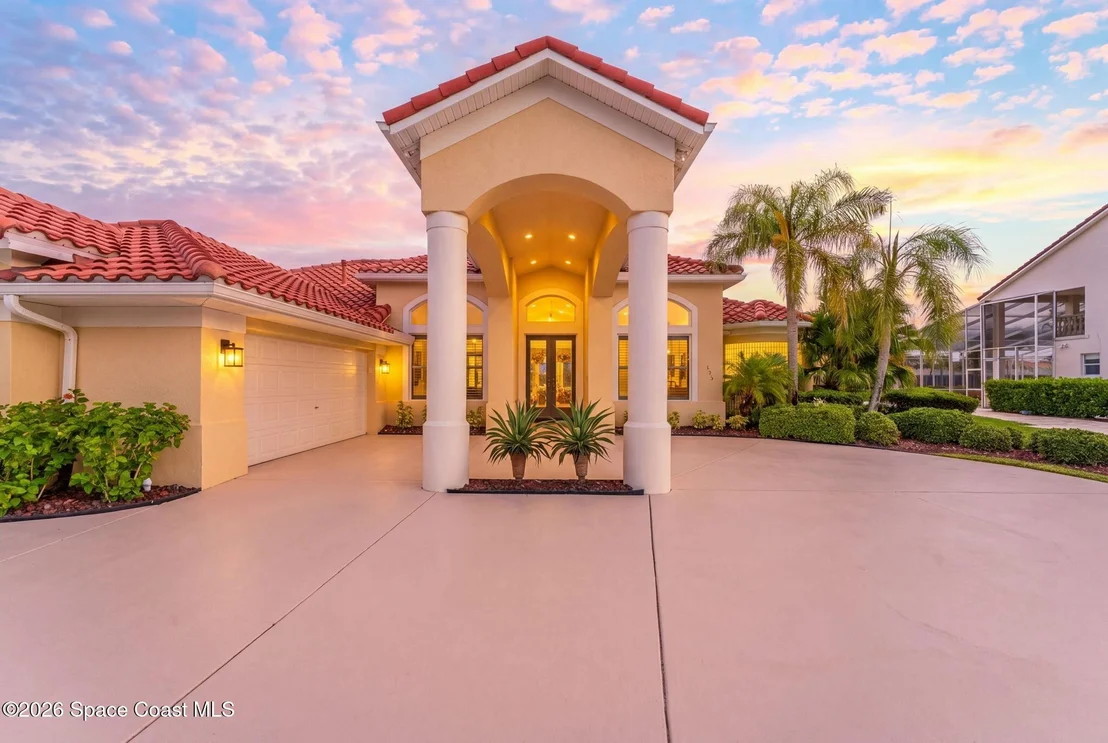 Photo of 329 Lanternback Island Drive