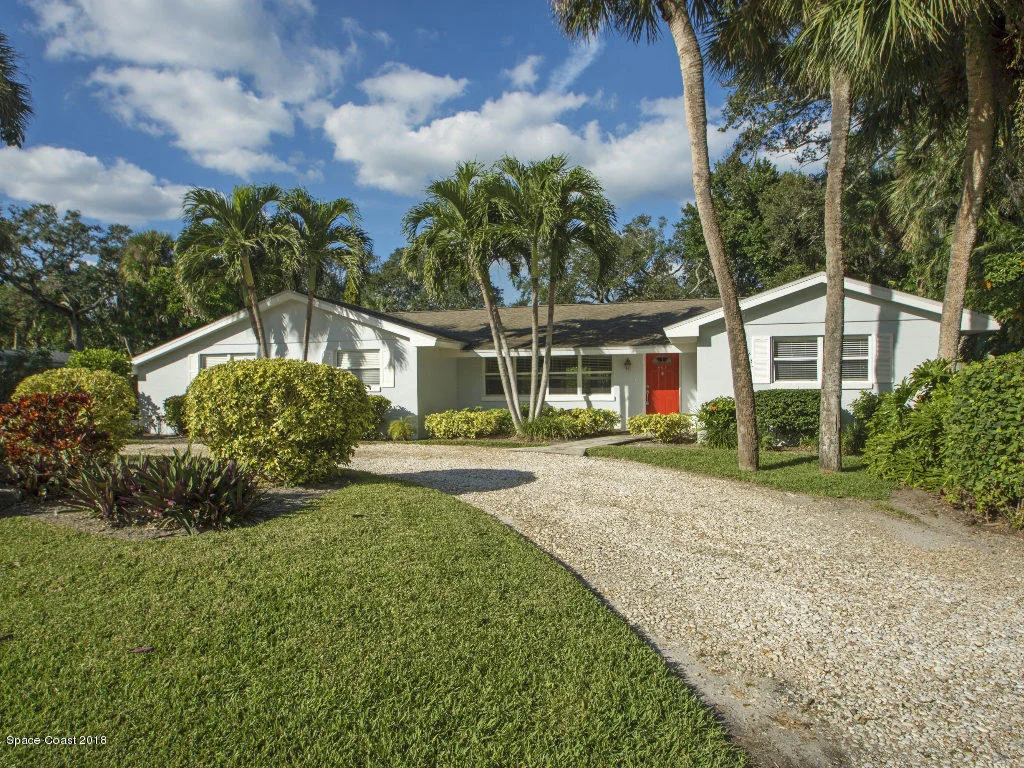 Photo of 663 Eugenia Road
