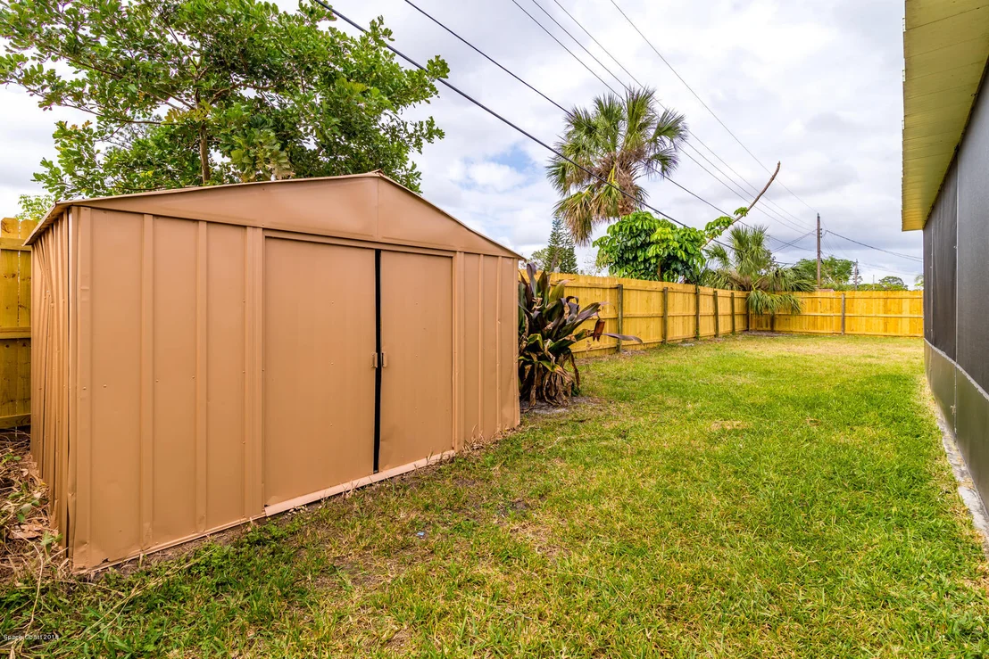 Photo of 1089 Madrid Road