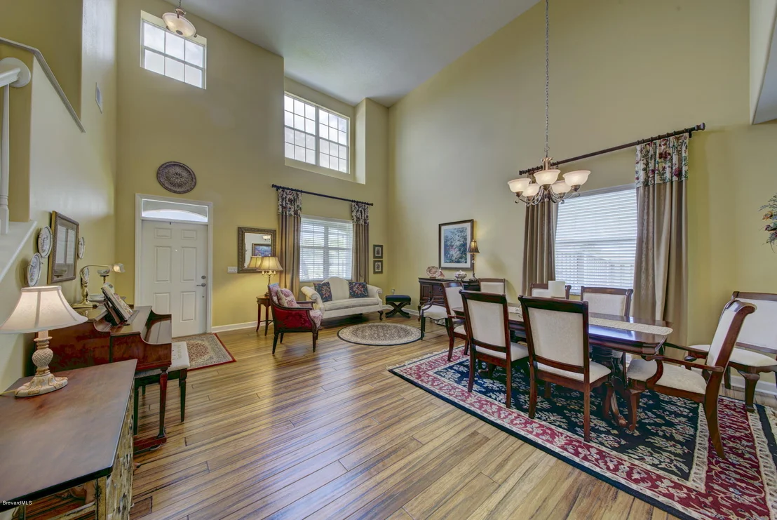 Photo of 5909 Croydon Court