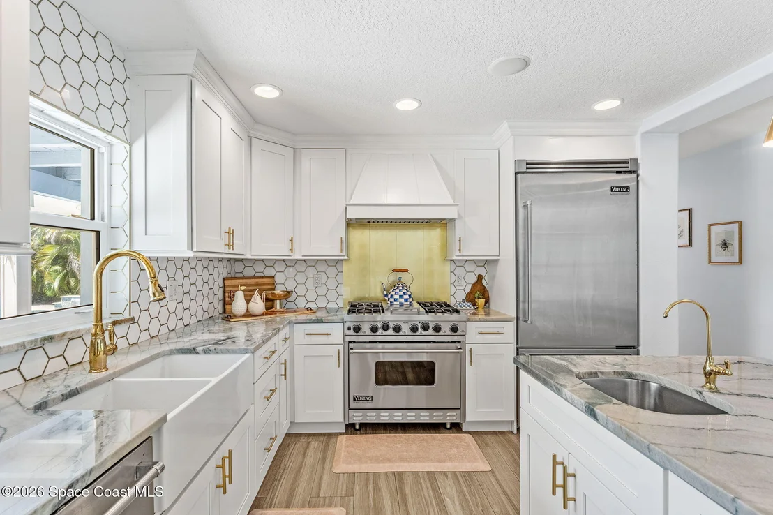 Photo of 417 Riverview Lane