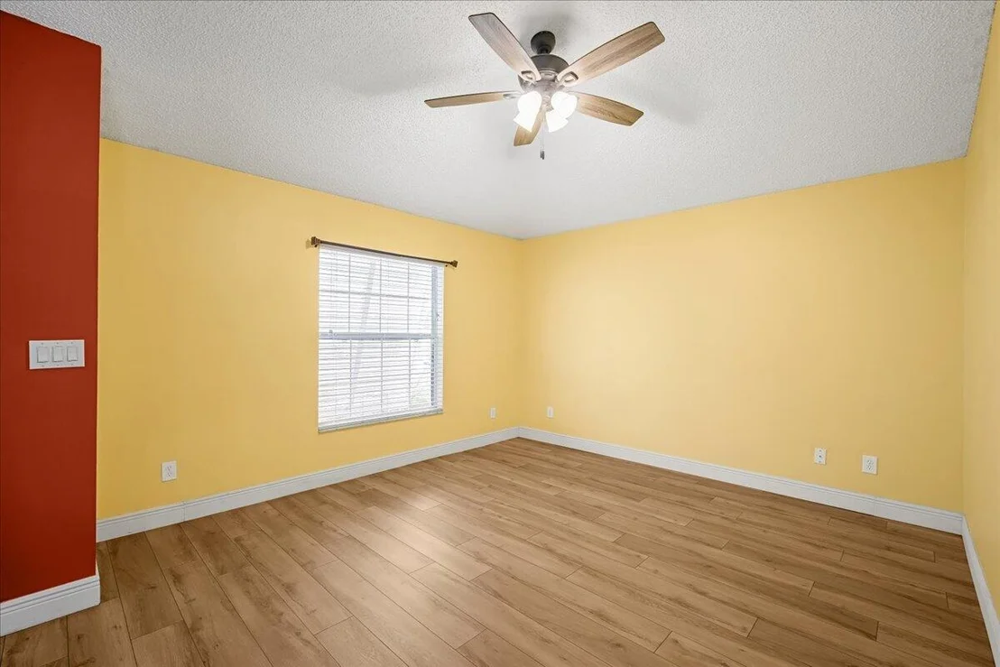 Photo of 6445 Ainsworth Road