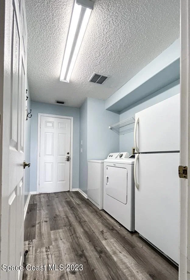 Photo of 3991 Saint Armens Circle