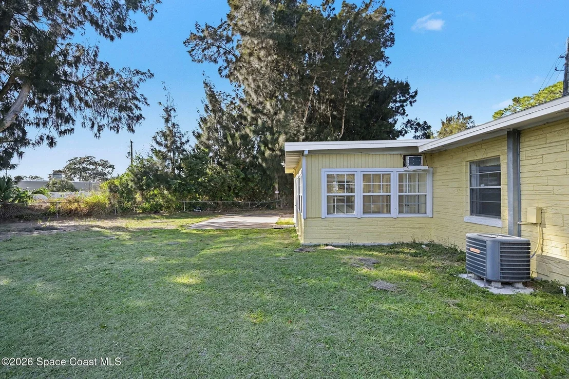 Photo of 500 Wisteria Drive
