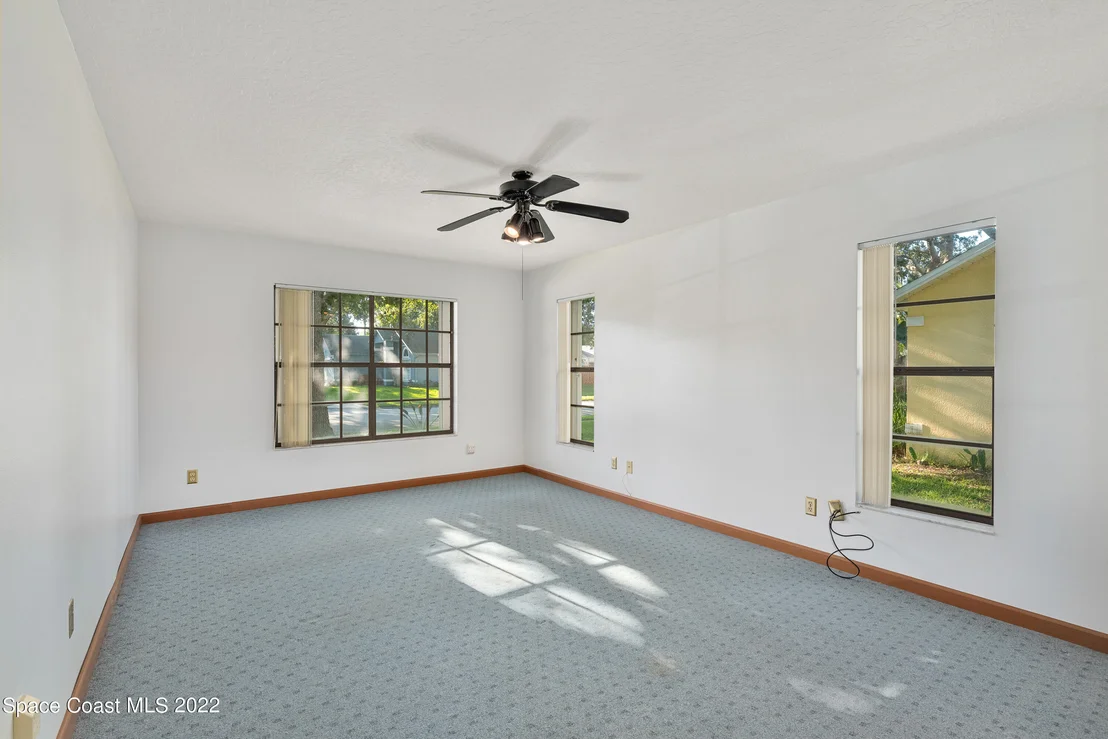 Photo of 4280 Silver Lake Drive