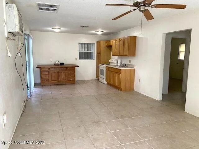 Photo of 2320 Allan Adale Road