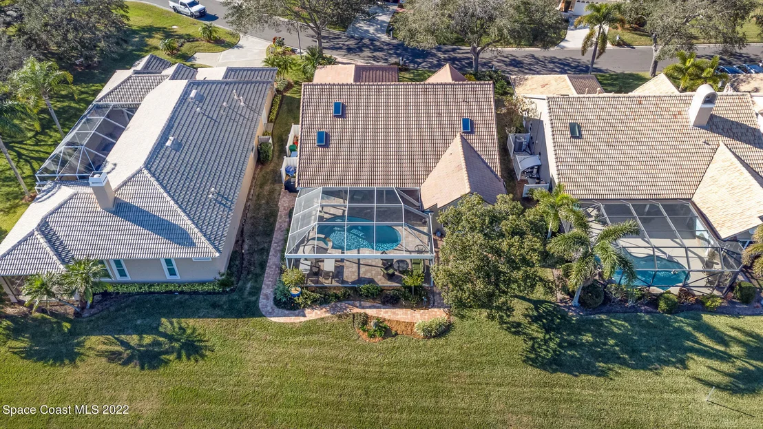 Photo of 914 Palm Brook Drive