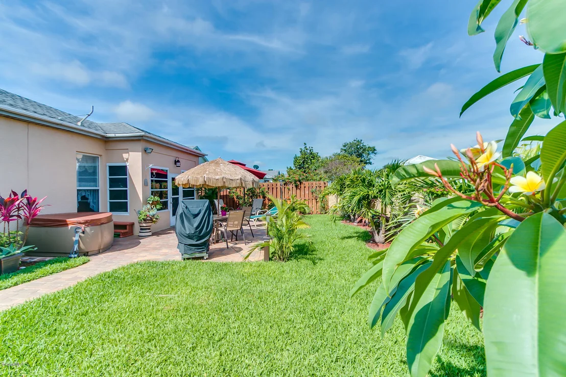 Photo of 6956 Hammock Trace Drive
