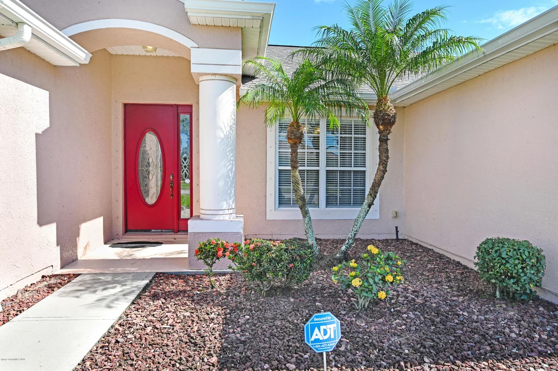 Photo of 464 Wynfield Circle