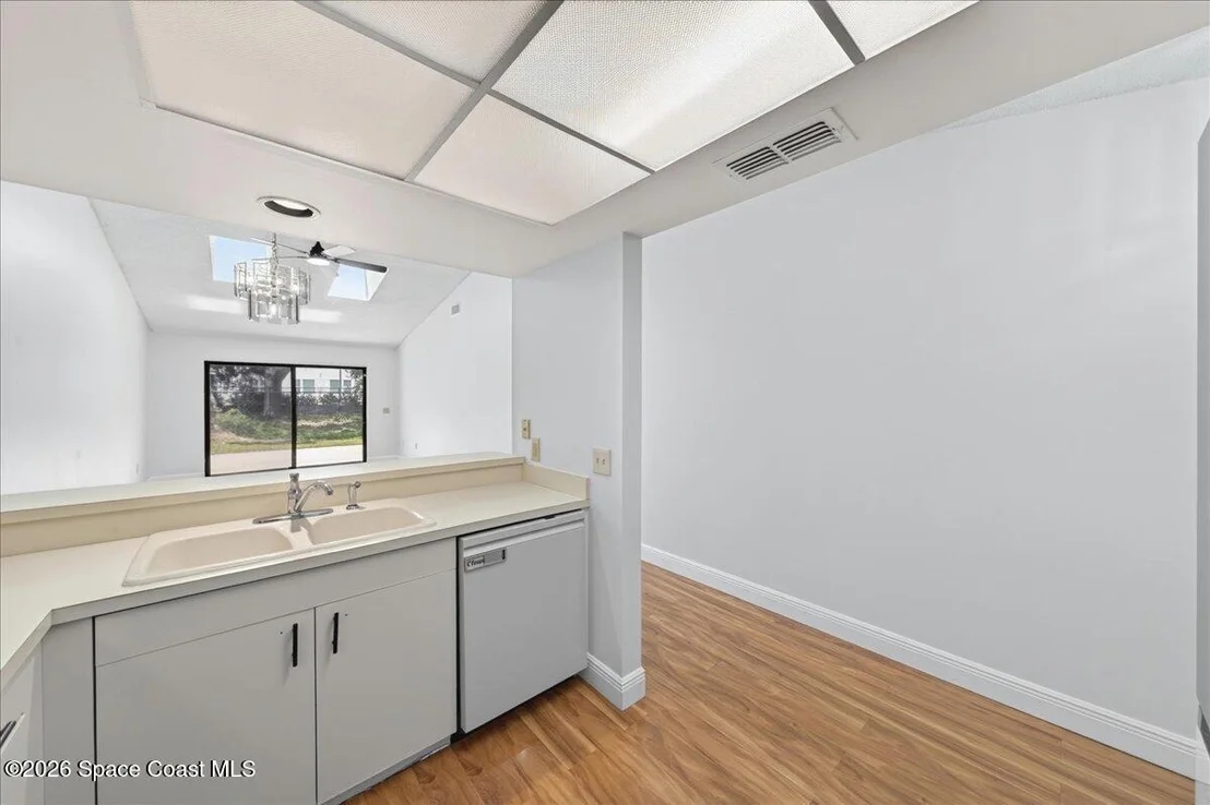 Photo of 3000 Winchester Drive