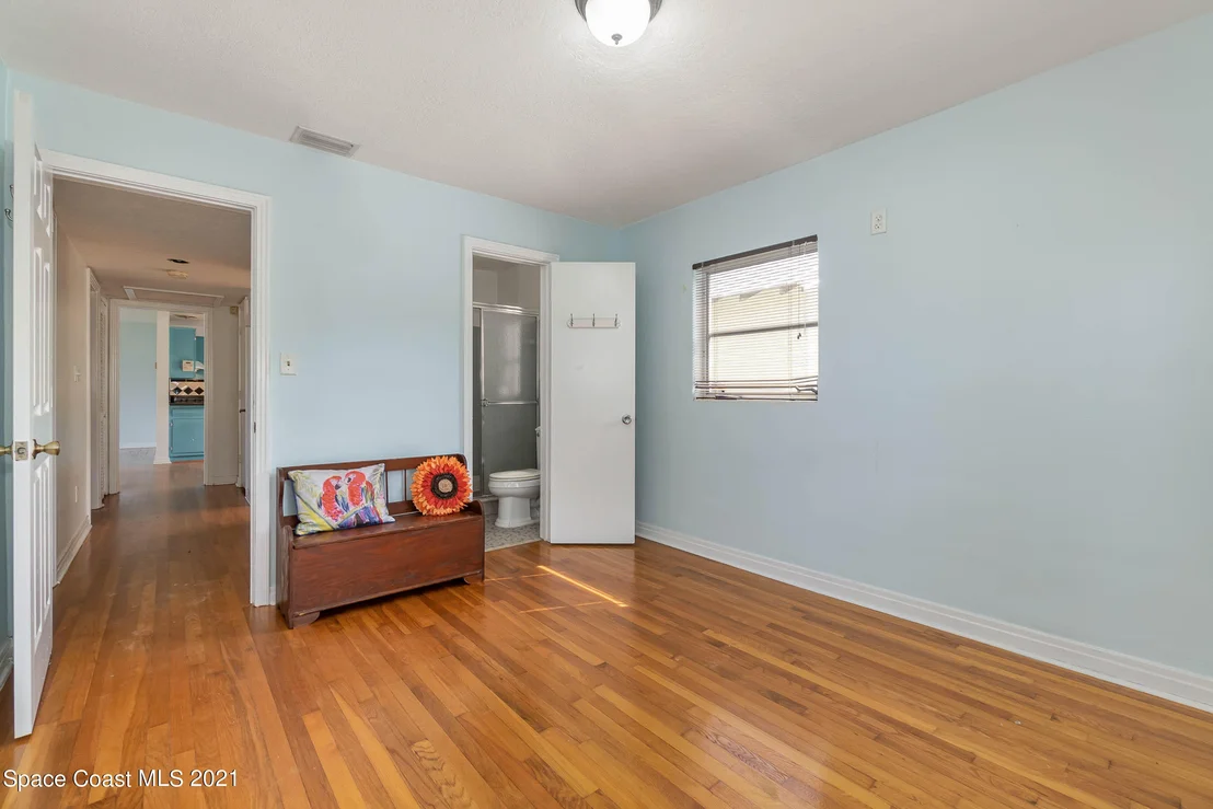 Photo of 108 S Indian Circle