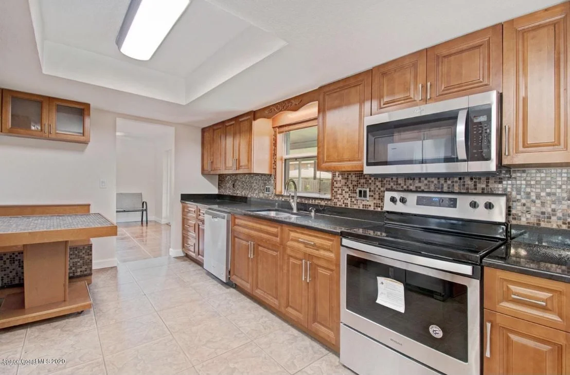 Photo of 1718 Hubbard Drive