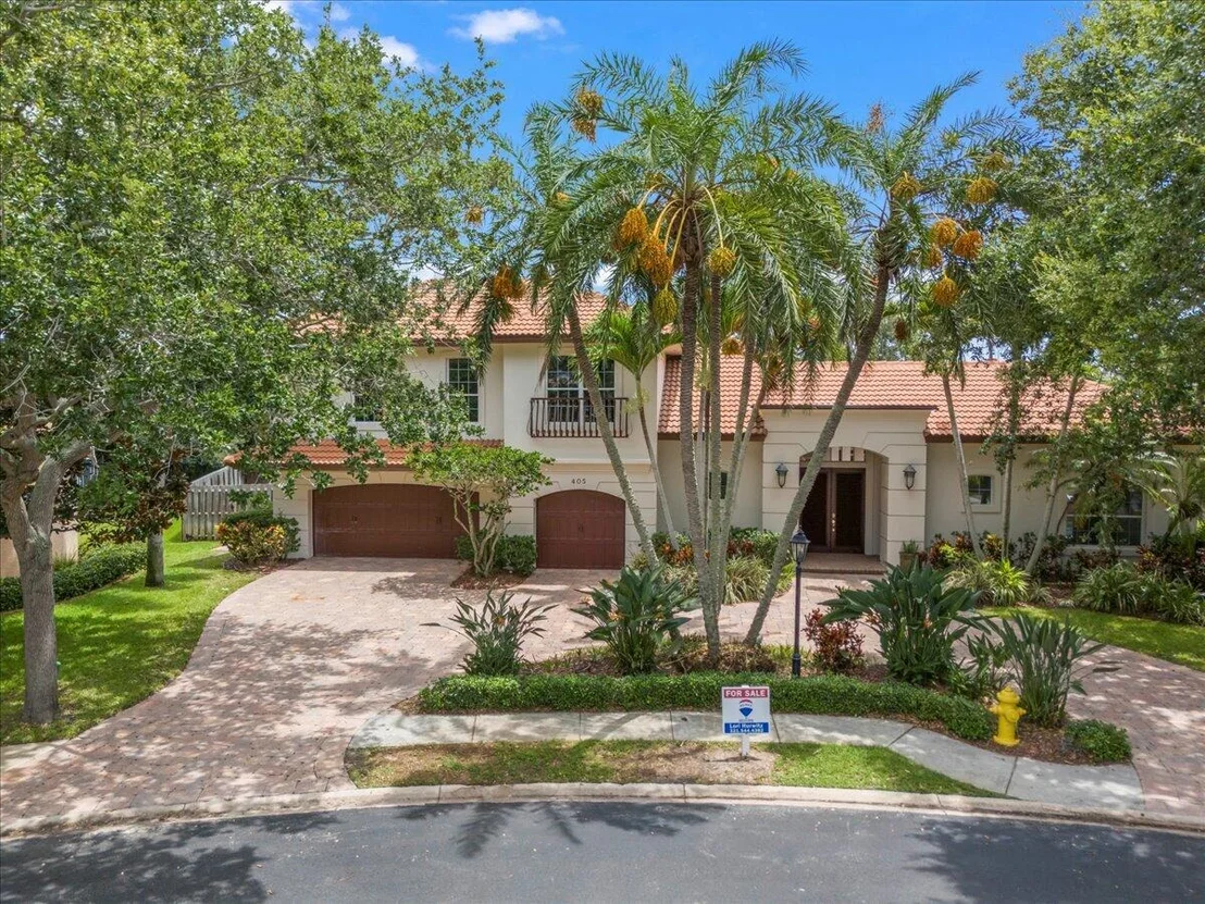 Photo of 405 Newport Drive
