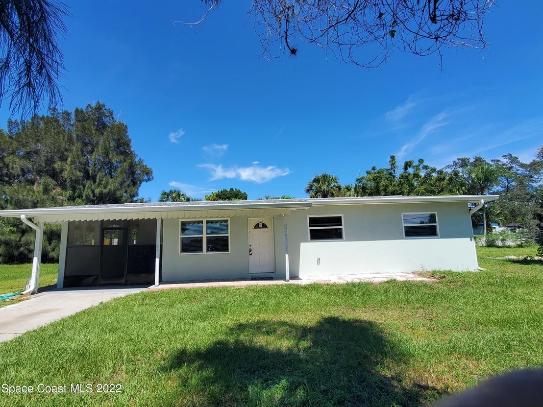 Photo of 1034 Carlton Drive