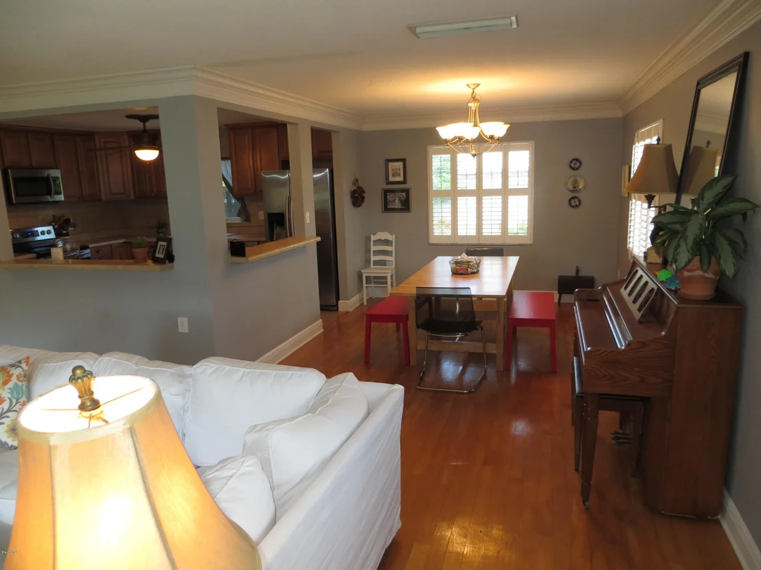 Photo of 1715 Hubbard Drive