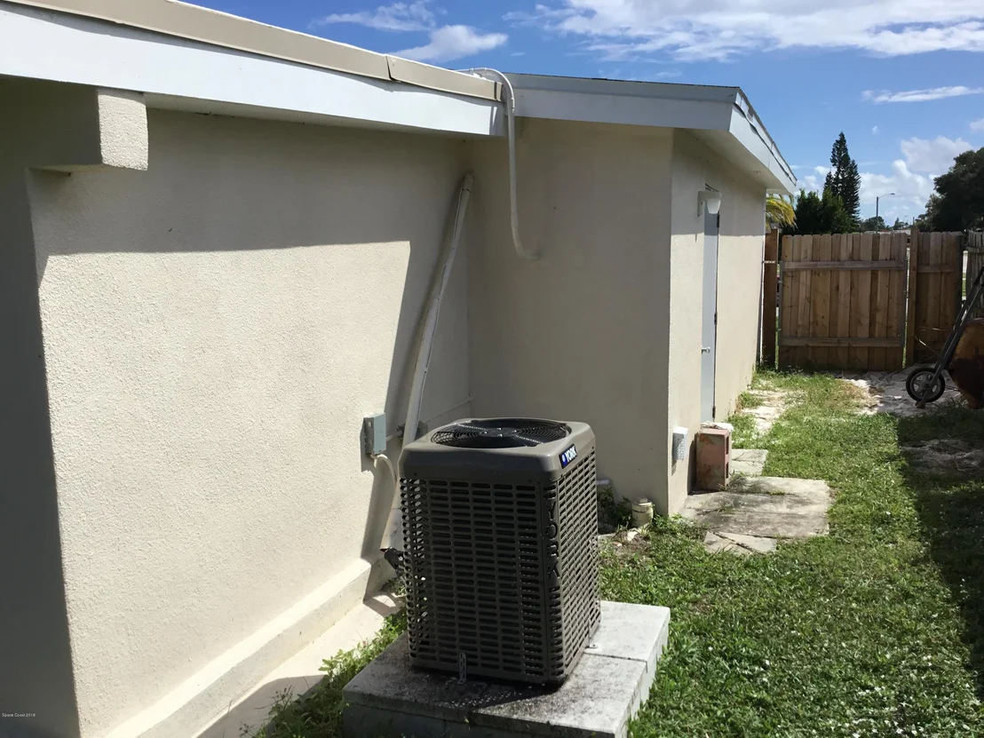 Photo of 2925 Garden Terrace NE