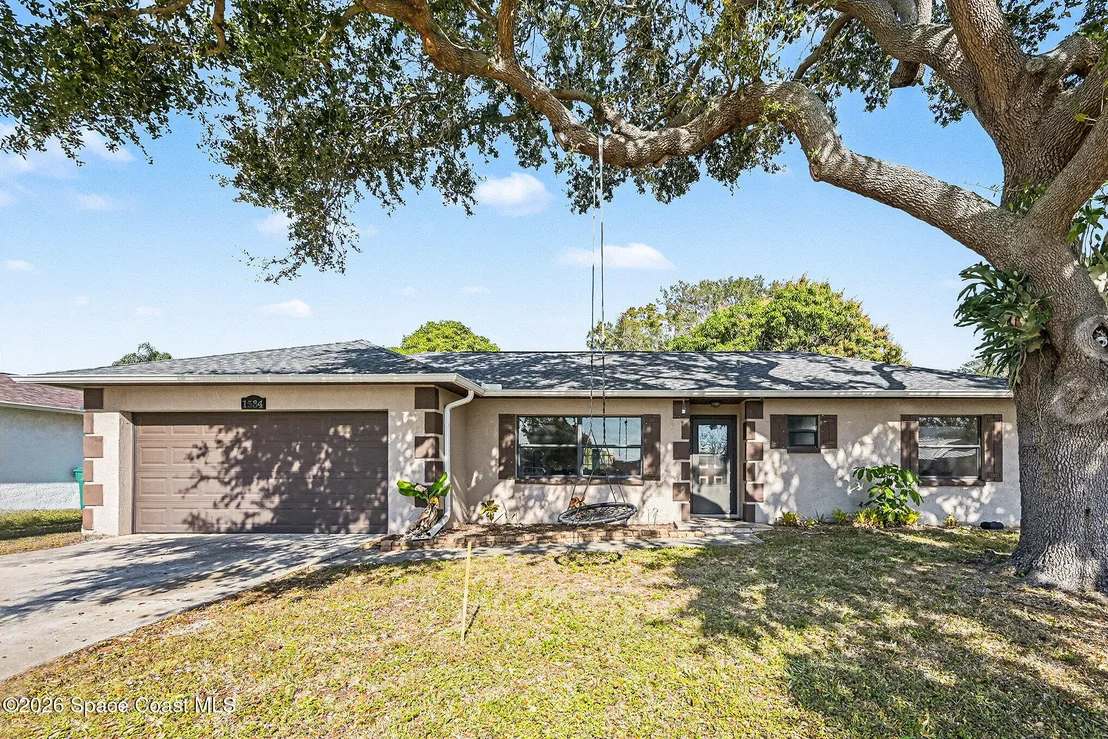 Photo of 1584 Gardner Dr Drive