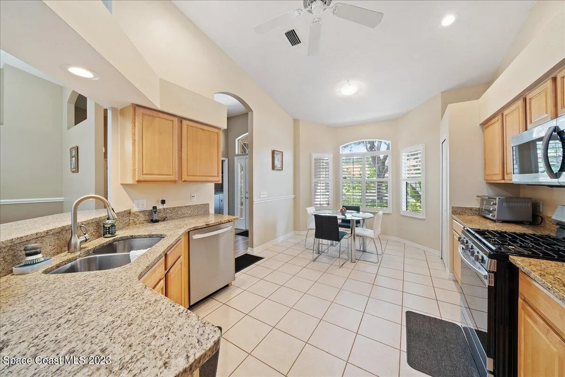 Photo of 7685 Candlewick Drive