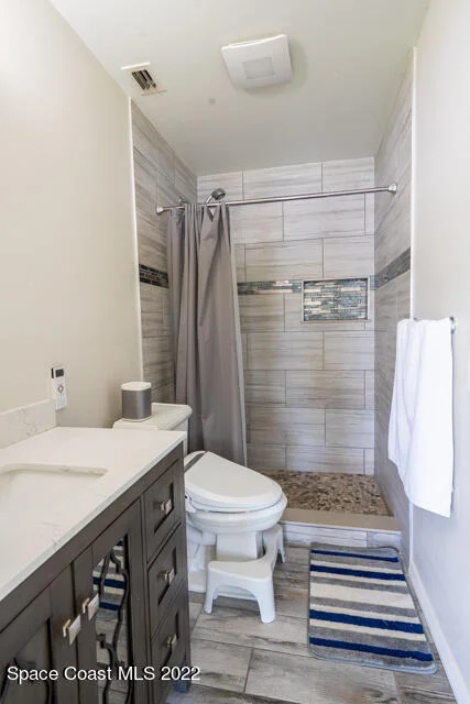 Photo of 2277 Lakeview Drive