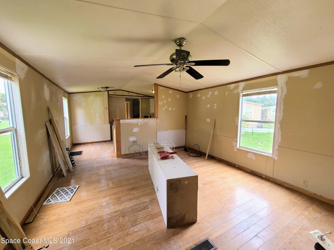 Photo of 341 Mac Arthur Circle