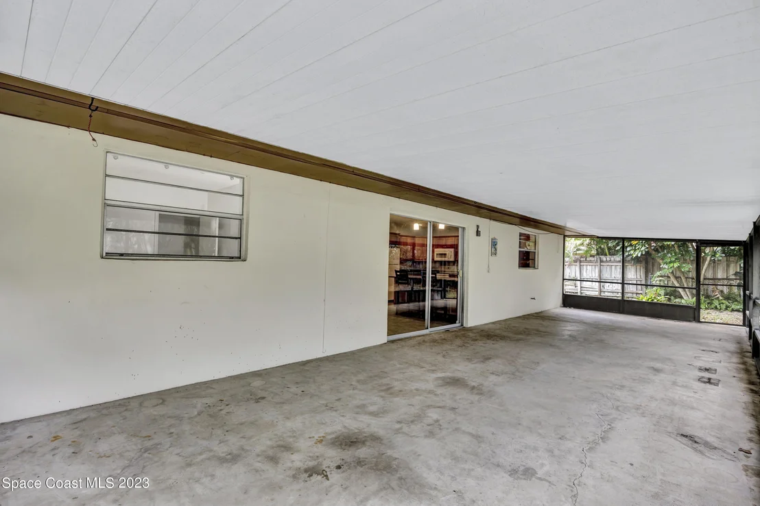 Photo of 521 Andrews Drive