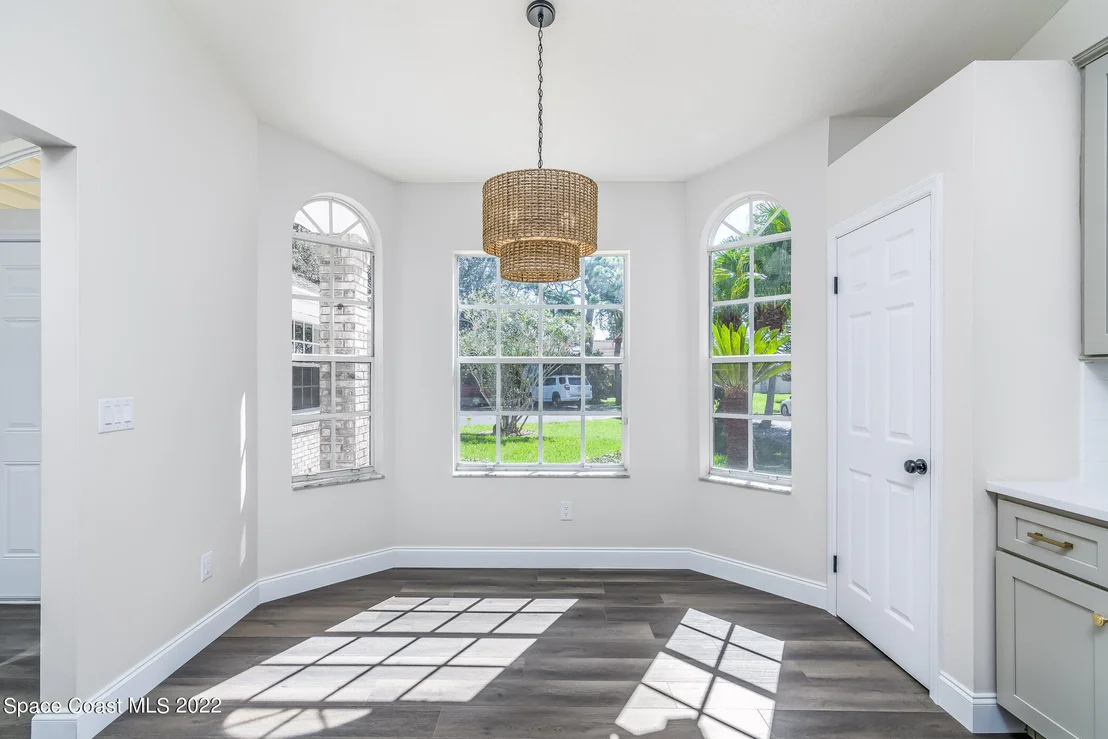 Photo of 480 Prestwick Court