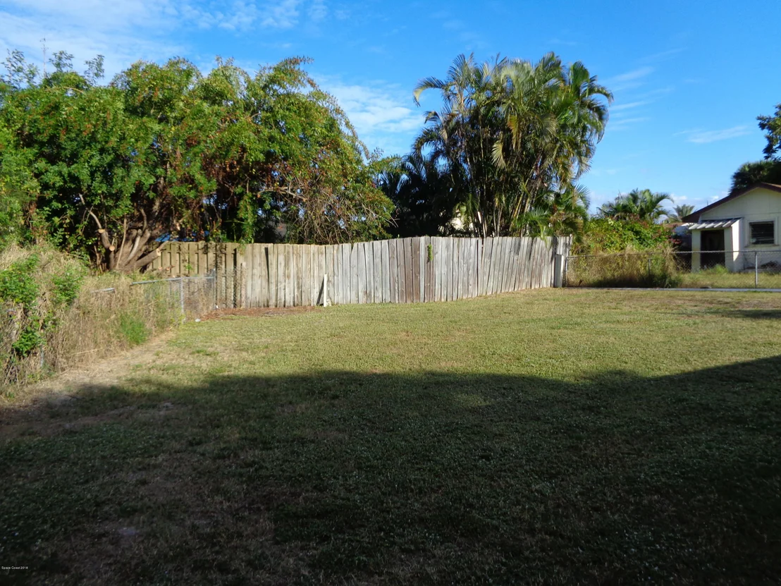 Photo of 511 Japonica Drive