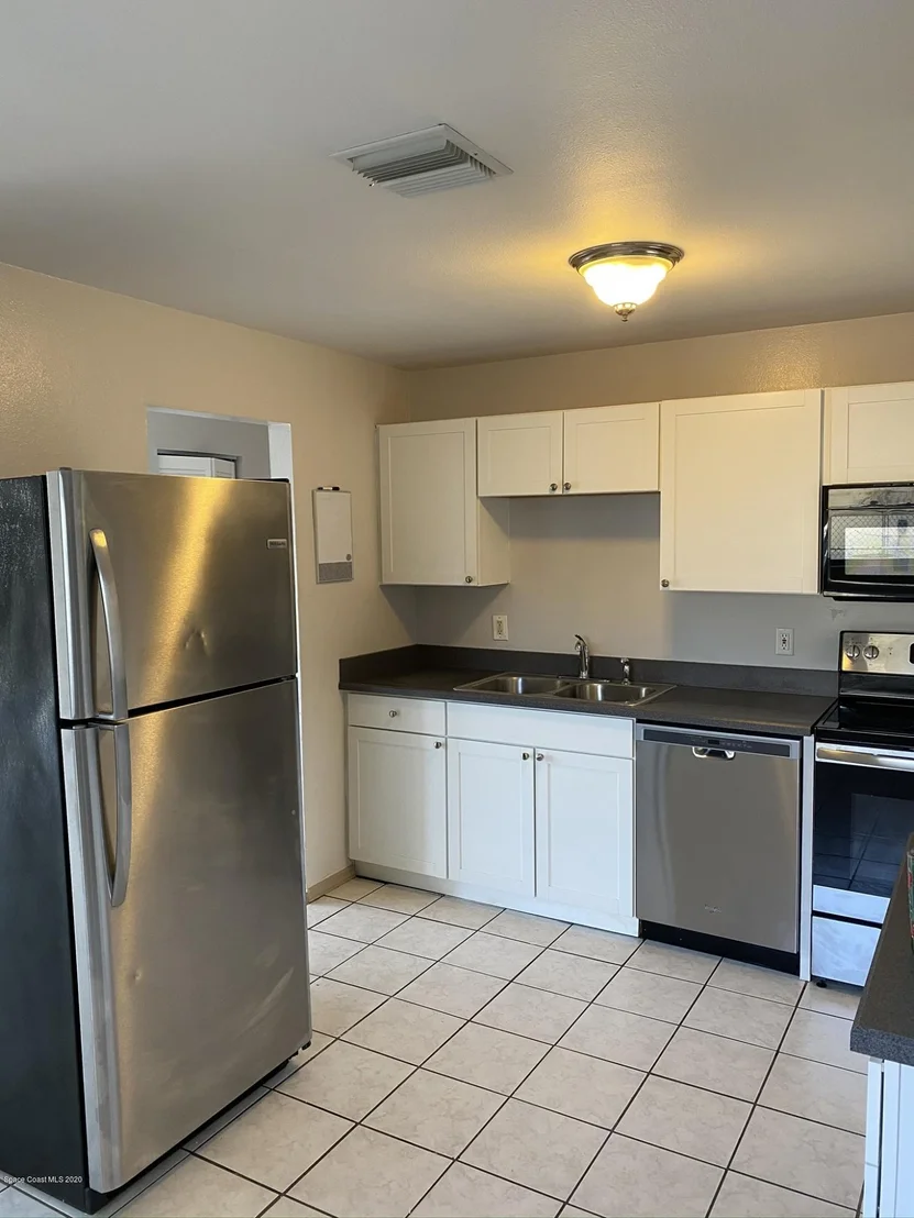 Photo of 1466 Arnold Drive