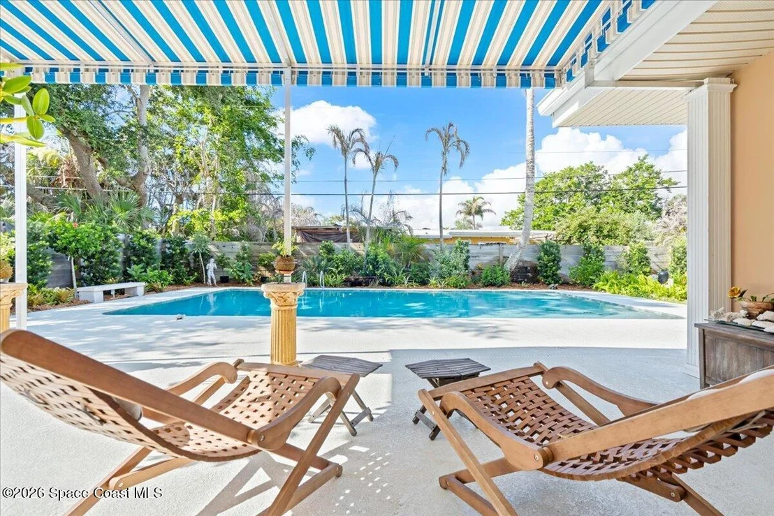 Photo of 333 Cocoa Avenue