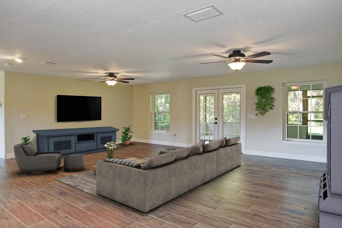Photo of 4380 Country Road