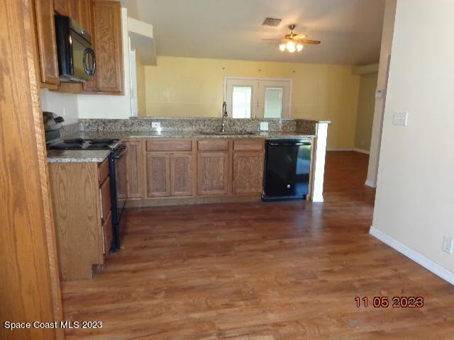 Photo of 6045 Hull Street