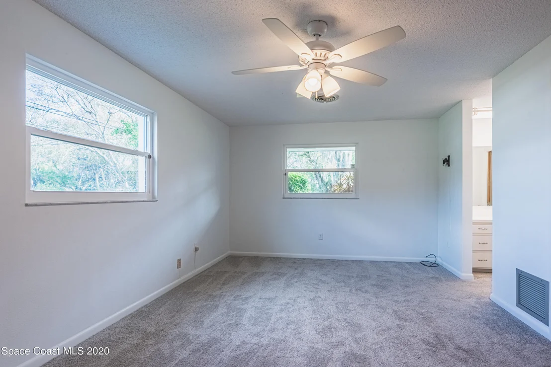 Photo of 1945 Trimble Road